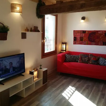 Old Town Superbistak