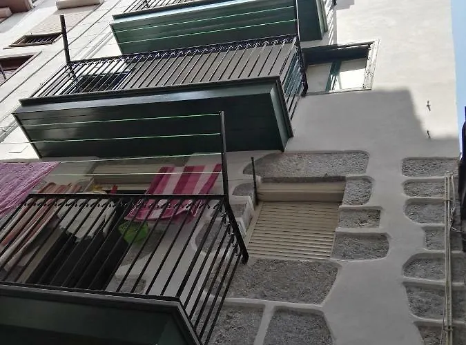 Old Town Superbistak