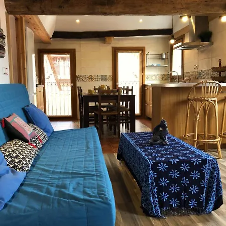 Old Town Superbistak * Lekeitio